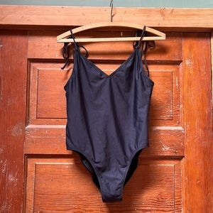 Black Low-Back Swimsuit